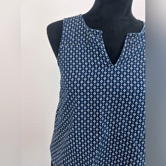 Madewell Sleeveless Daisy Dot Top size XS - Picture 2 of 7
